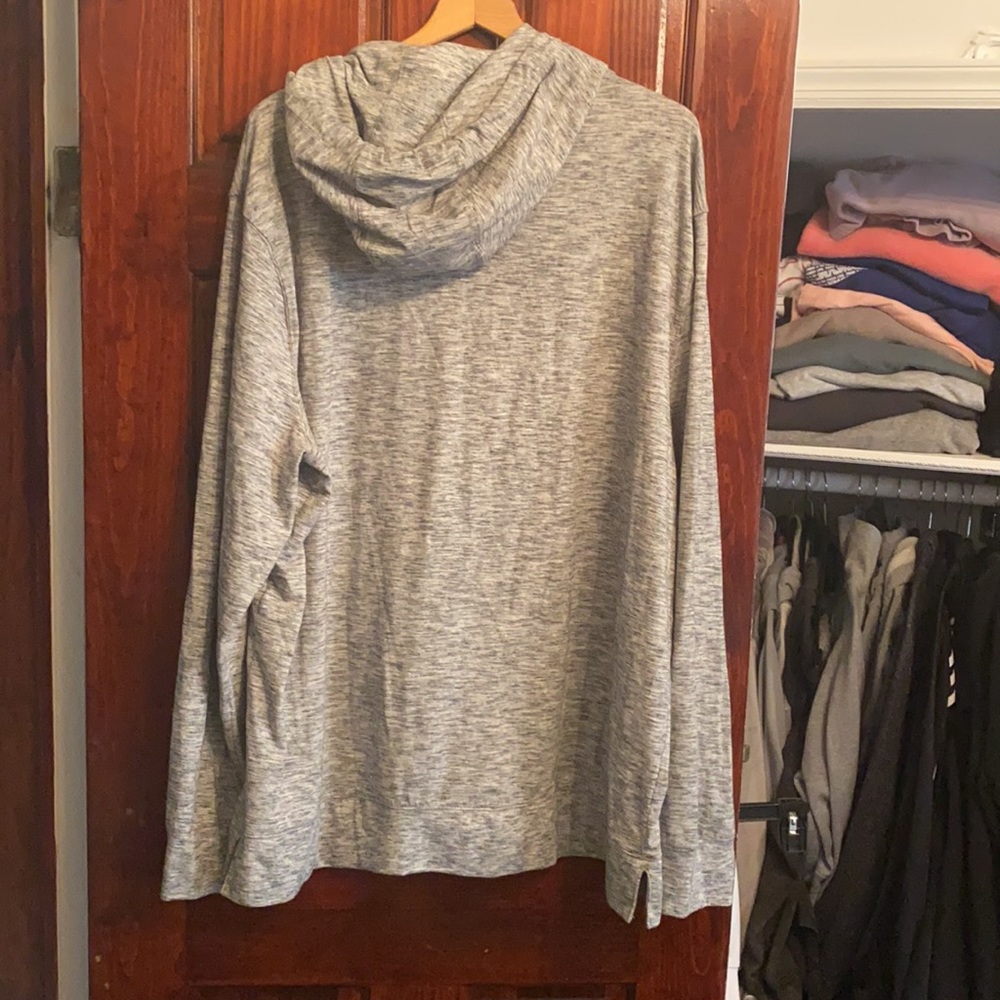 American Eagle Active Flex Sweatshirt - image 6